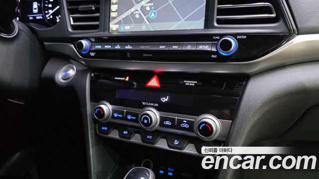 Hyundai AVANTE 2020 — photo 30