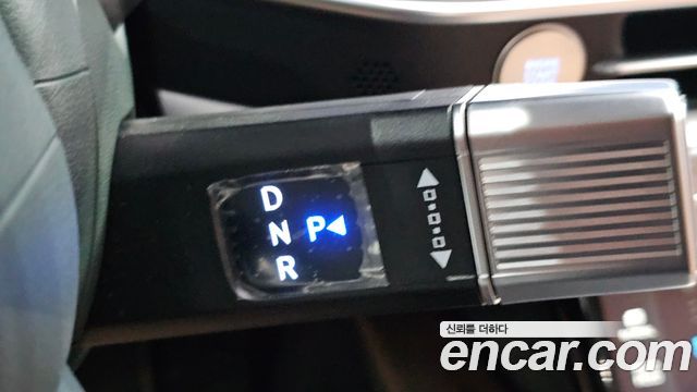 Hyundai Grandeur 2025 — photo 12