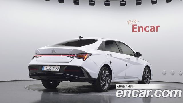 Hyundai AVANTE 2024 — photo 2