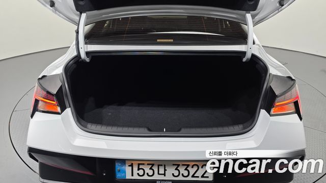 Hyundai AVANTE 2024 — photo 21