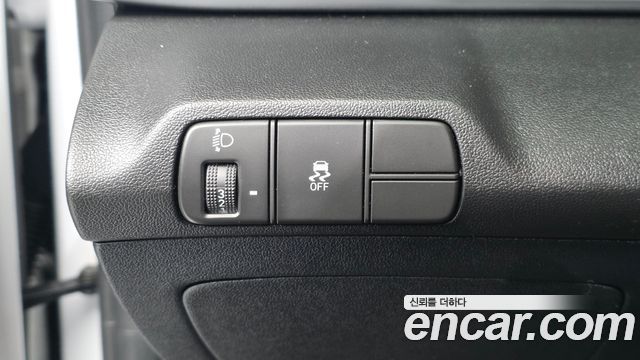 Hyundai AVANTE 2024 — photo 25