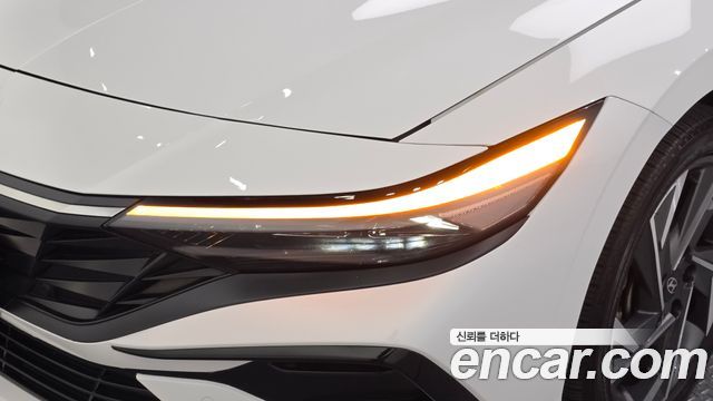 Hyundai AVANTE 2024 — photo 8