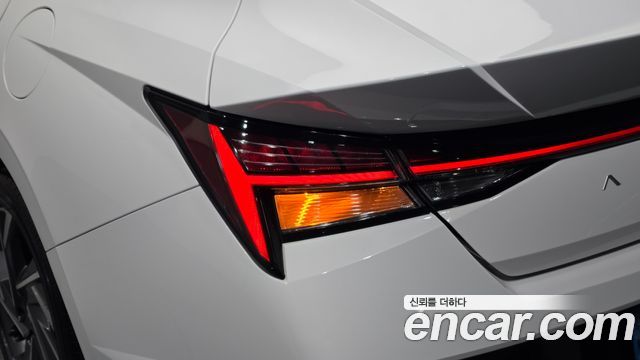 Hyundai AVANTE 2024 — photo 9