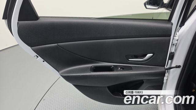 Hyundai AVANTE 2024 — photo 15