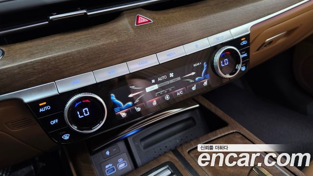 Genesis G80 2022 — photo 33