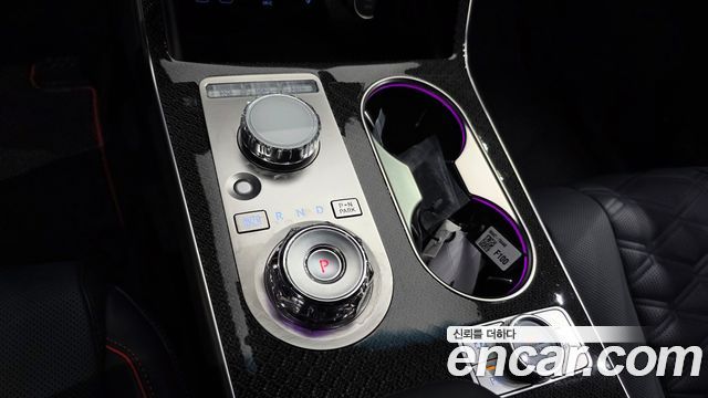 Genesis GV80 2024 — photo 12