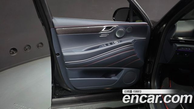 Genesis GV80 2024 — photo 14