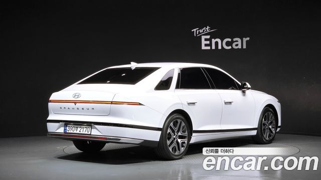 Hyundai Grandeur 2023 — photo 2