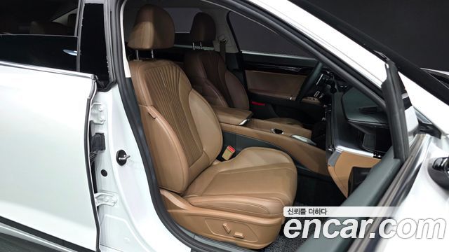 Hyundai Grandeur 2023 — photo 11