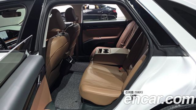 Hyundai Grandeur 2023 — photo 12