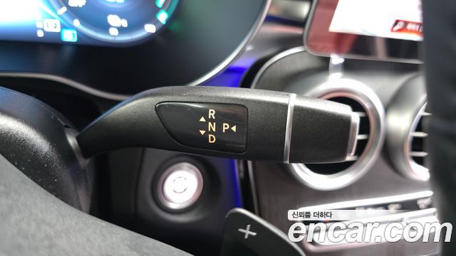 Mercedes-Benz GLC-Class 2021 — photo 12