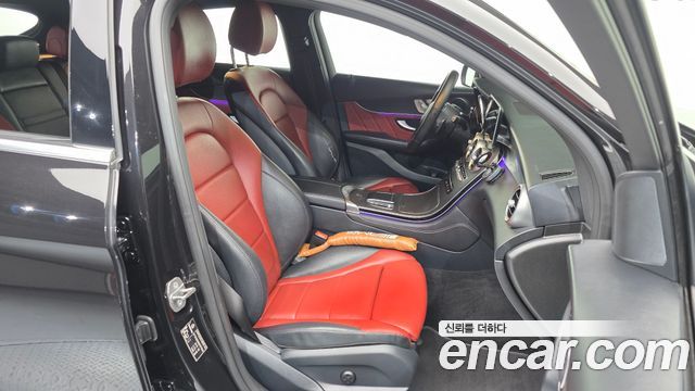 Mercedes-Benz GLC-Class 2021 — photo 17