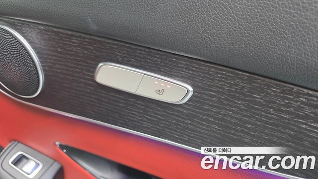 Mercedes-Benz GLC-Class 2021 — photo 29