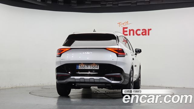 Kia Sportage 2023 — photo 4