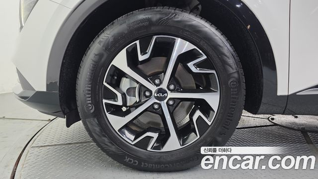Kia Sportage 2023 — photo 5