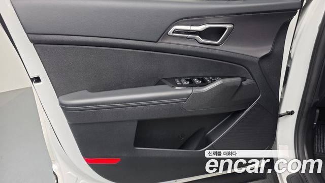 Kia Sportage 2023 — photo 14