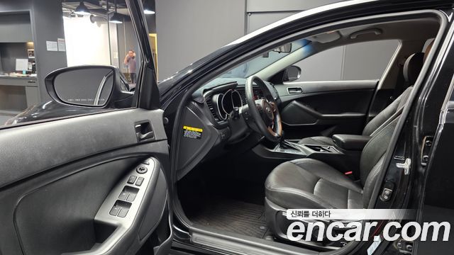 Kia K5 2015 — photo 13