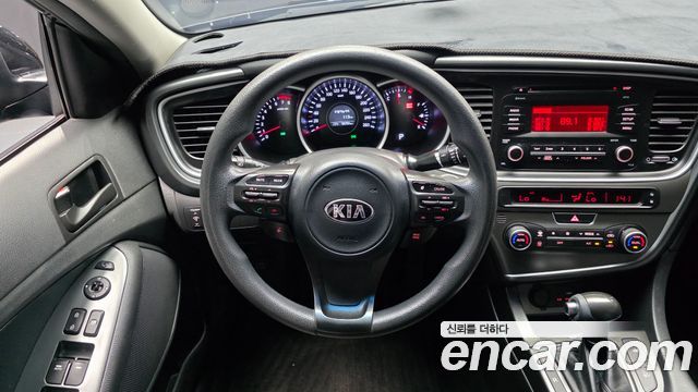 Kia K5 2015 — photo 18