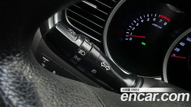 Kia K5 2015 — photo 24