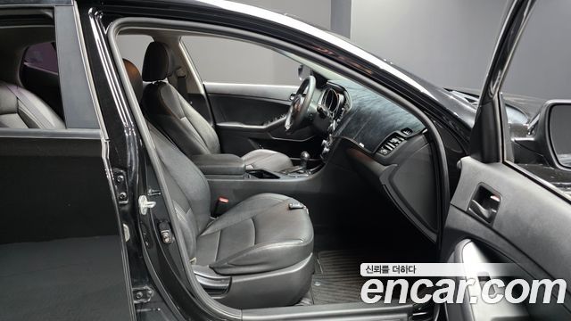 Kia K5 2015 — photo 16