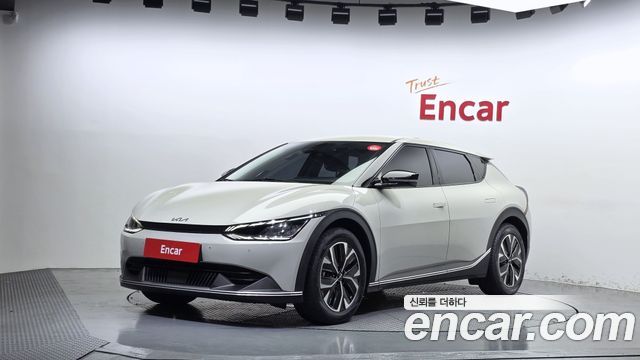 Kia EV6 2023 — photo 1