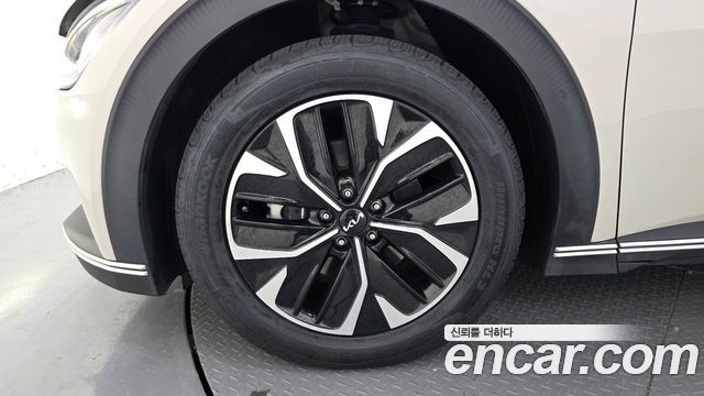 Kia EV6 2023 — photo 5