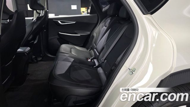 Kia EV6 2023 — photo 16