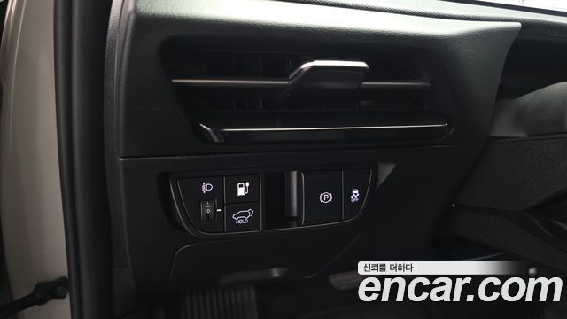 Kia EV6 2023 — photo 28