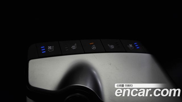 Kia EV6 2023 — photo 29