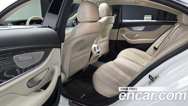 Mercedes-Benz CLS-Class 2021 — photo 11