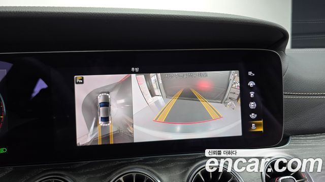Mercedes-Benz CLS-Class 2021 — photo 14