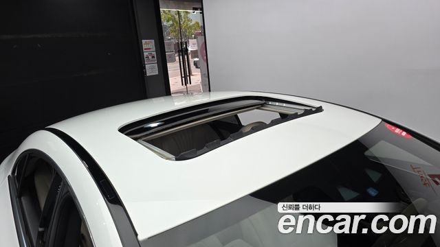 Mercedes-Benz CLS-Class 2021 — photo 16