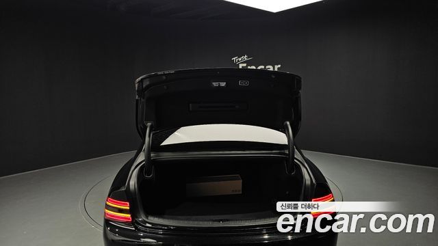Genesis G80 2023 — photo 26