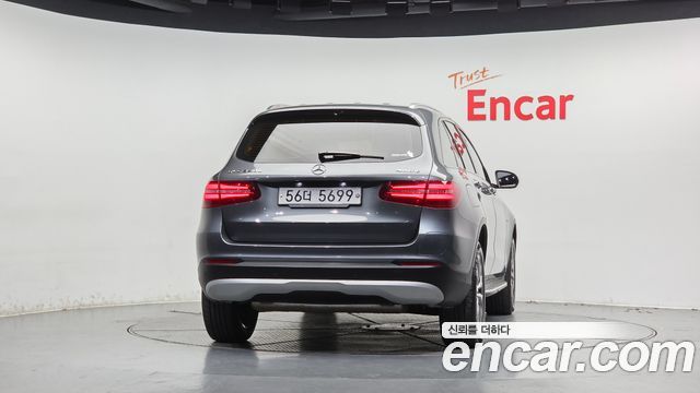 Mercedes-Benz GLC-Class 2019 — photo 4