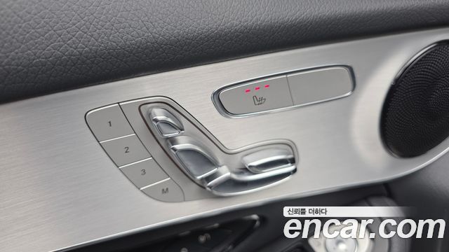 Mercedes-Benz GLC-Class 2019 — photo 16