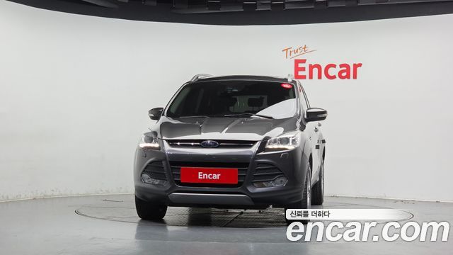 Ford Kuga 2016 — photo 3