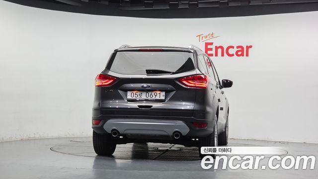 Ford Kuga 2016 — photo 4