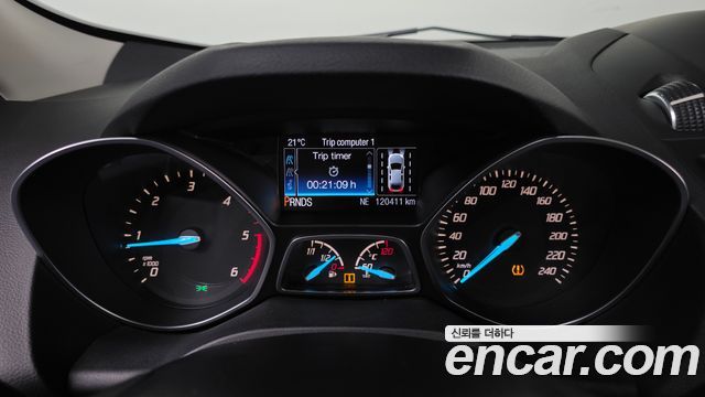 Ford Kuga 2016 — photo 8