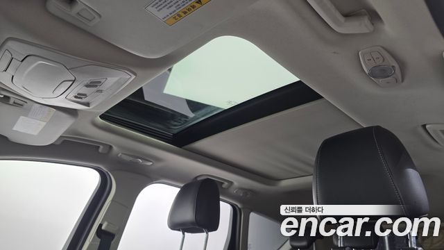 Ford Kuga 2016 — photo 15