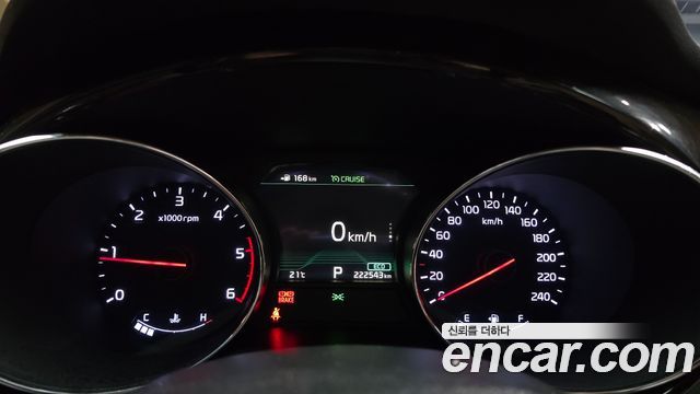 Kia Canival 2020 — photo 11
