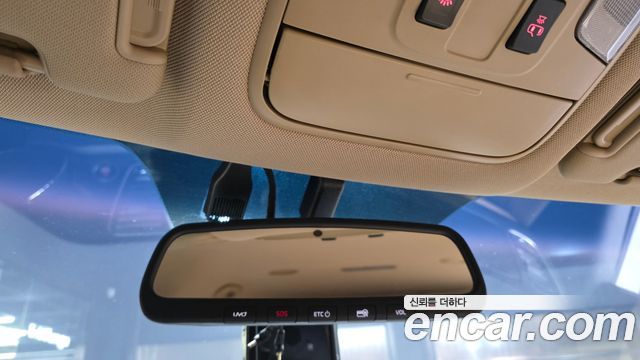 Kia Canival 2020 — photo 24