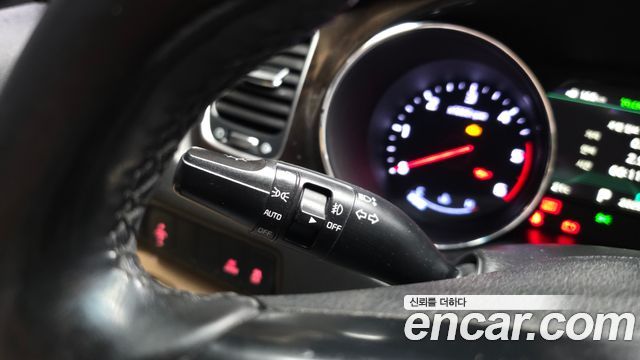 Kia Canival 2020 — photo 27