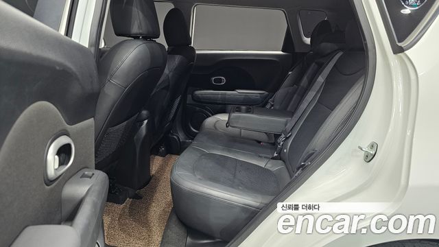 Kia Soul 2016 — photo 17