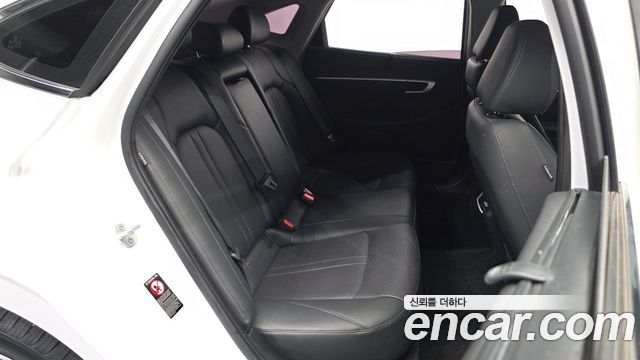 Hyundai Sonata 2020 — photo 12
