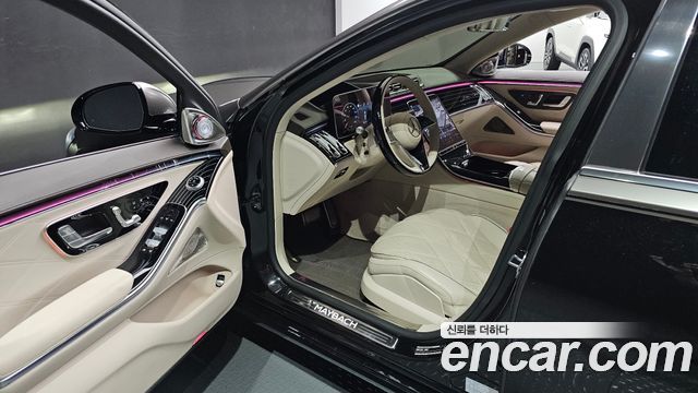 Mercedes-Benz S-Class 2022 — photo 10