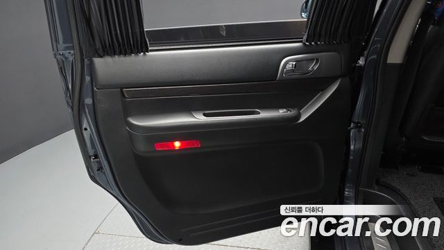 KG Mobility KORANDO 2017 — photo 15