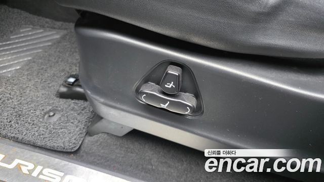 KG Mobility KORANDO 2017 — photo 29