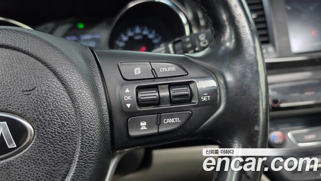 Kia Canival 2019 — photo 15