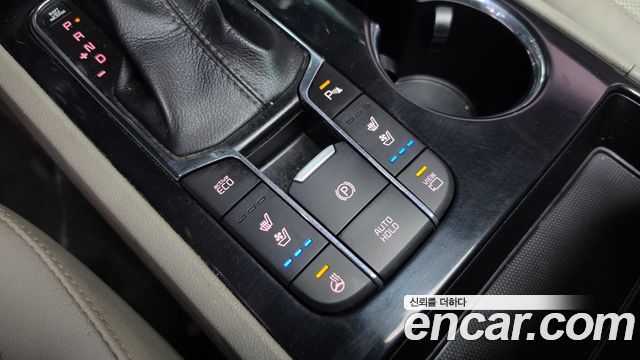 Kia Canival 2019 — photo 18