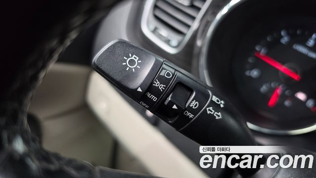 Kia Canival 2019 — photo 19